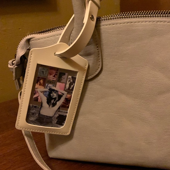 NEW. Taylor Swift tag - Picture 5 of 6